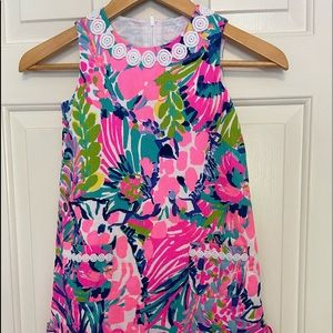 Lilly Pulitzer Girl Shift Dress size 6